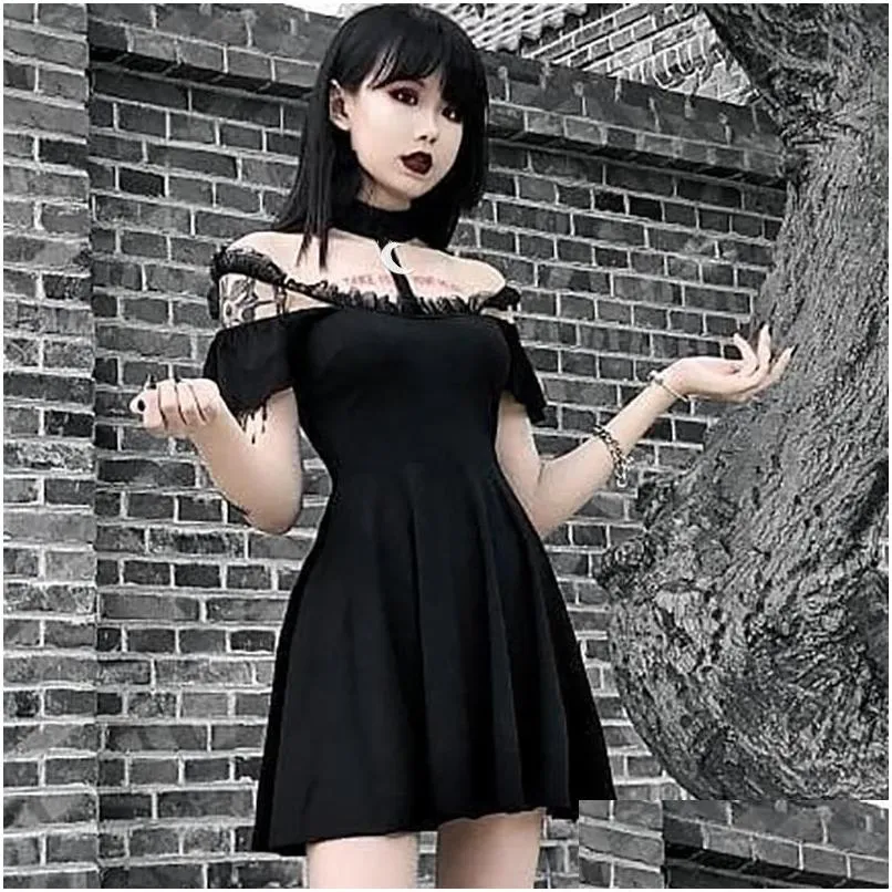 gothic black sexy women halter collar short sleeve lace slim dress goth off shoulder spaghetti straps party mini pleated dresses