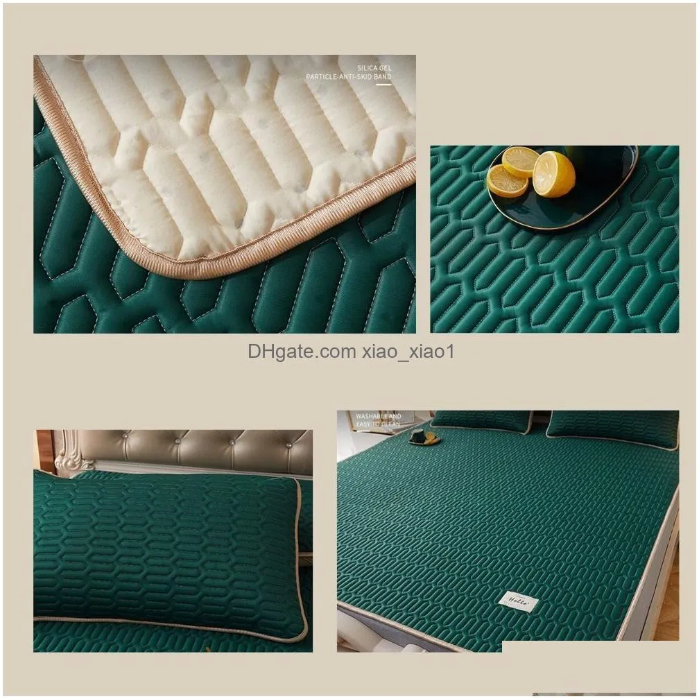 summer cooling bed mat ice silk cooling mattress foldable soft bedding sets cool sleep pillowcases full size bed protector