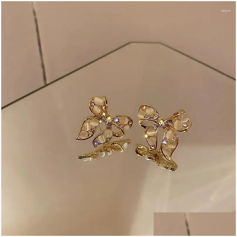 Stud Earrings Sweet Chic Hollow Opal Bow Ear Studs For Women Small Gold Color Romantic Women`s Shine Cute Girls Fashion Jewelry