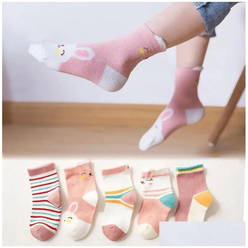 Kids Socks New Baby Kids Soft Cotton Socks Boys Girls Cute Cartoon Animal Stripe Dots Fashion 0-3 Months Autumn Winter Gif Drop Delive Dhkto