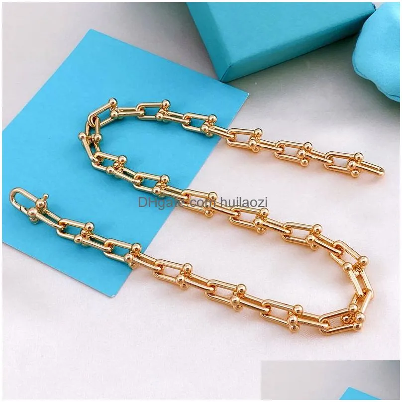 t horseshoe chain gold necklace womens stainless steel hip hop u-shaped necklace light luxury personalized collarbone