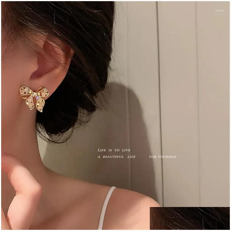 Stud Earrings Sweet Chic Hollow Opal Bow Ear Studs For Women Small Gold Color Romantic Women`s Shine Cute Girls Fashion Jewelry