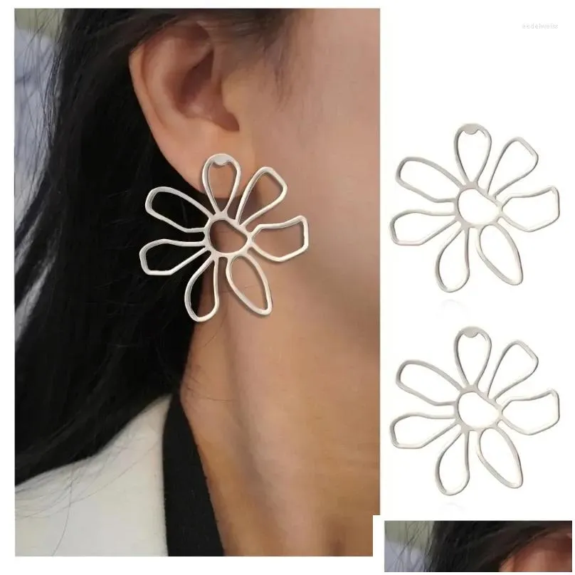 Stud Earrings French Retro Geometric Flower Ear Studs European American Niche Advanced Age-sensitive Front And Back Hollow