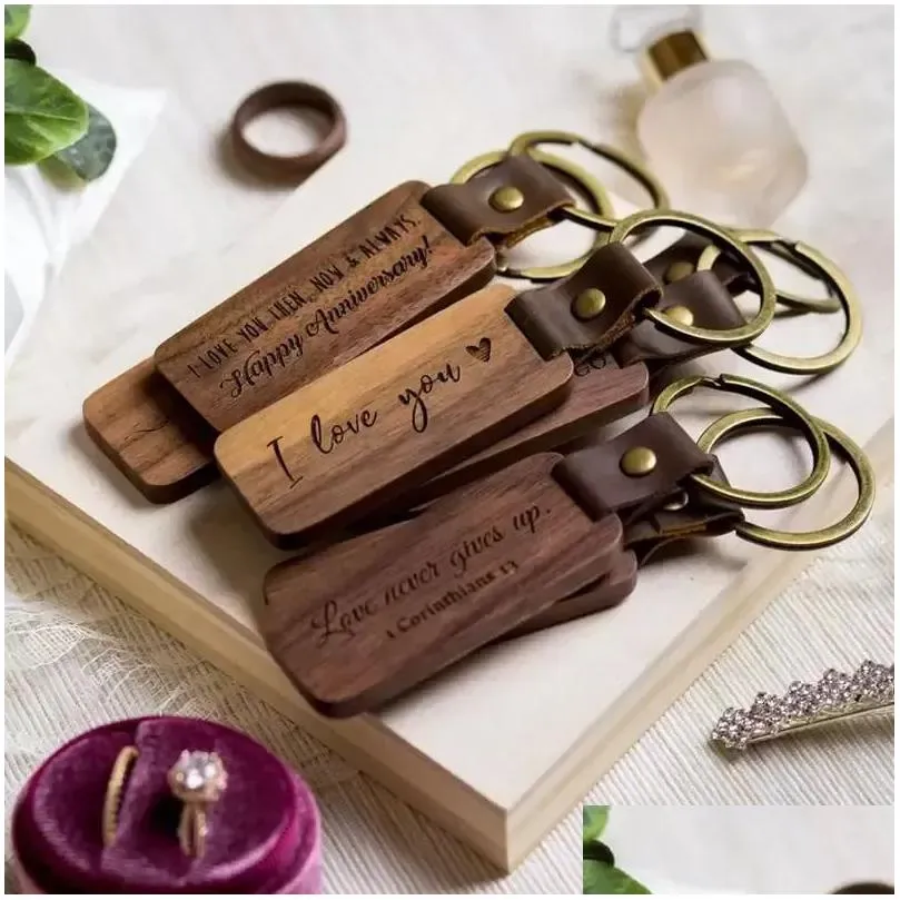 Party Favor Personalized Leather Keychain Pendant Beech Wood Carving Keychains Lage Decoration Key Ring Diy Thanksgiving Holiday Drop Dhvxh