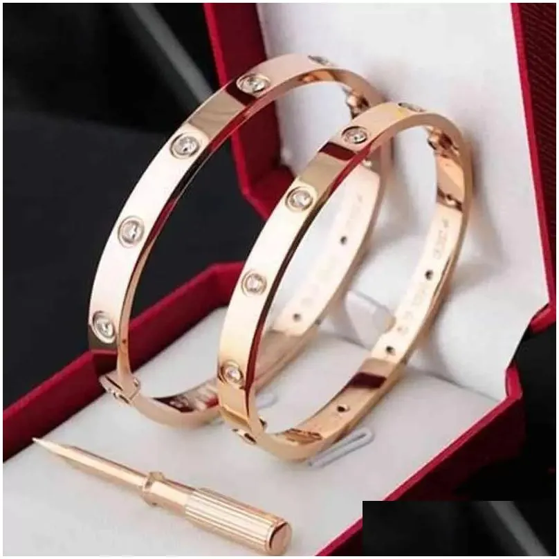 Designer Luxury Jewelry Women Screw Bracelets Classic 5.0 Titanium Steel Alloy Bangle Gold-Plated Craft Colors Gold Silver Rose Never Fade Not
