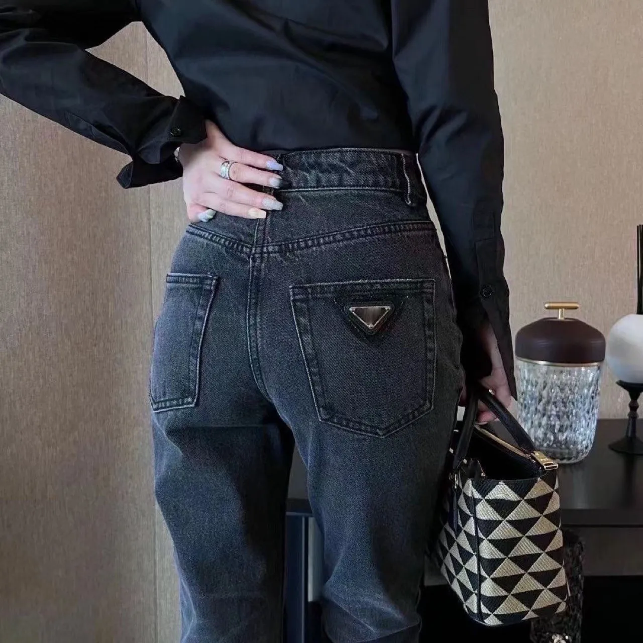 Designer Jeans Back Pocket Metal Triangle Logo Fashion Casual Women's Washed Straight Leg Denim Trousers