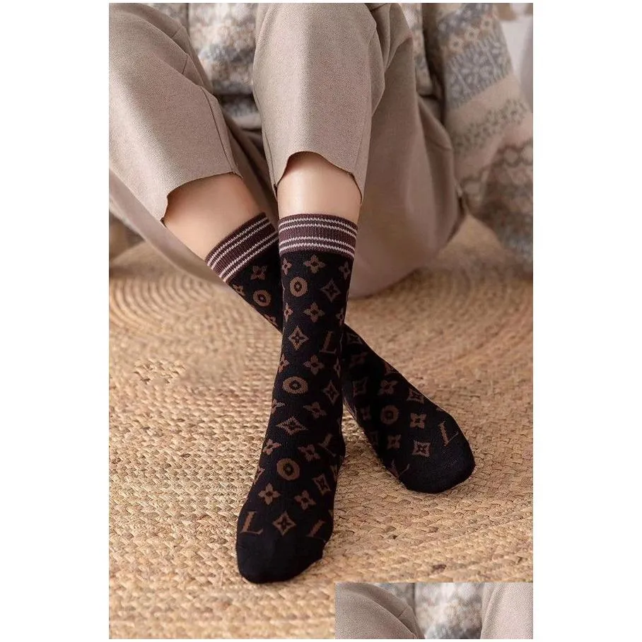 Multicolor Fashion Designer Mens Socks Women Men High Quality Cotton All-match Classic Ankle Breathable Mixing Football Basketball