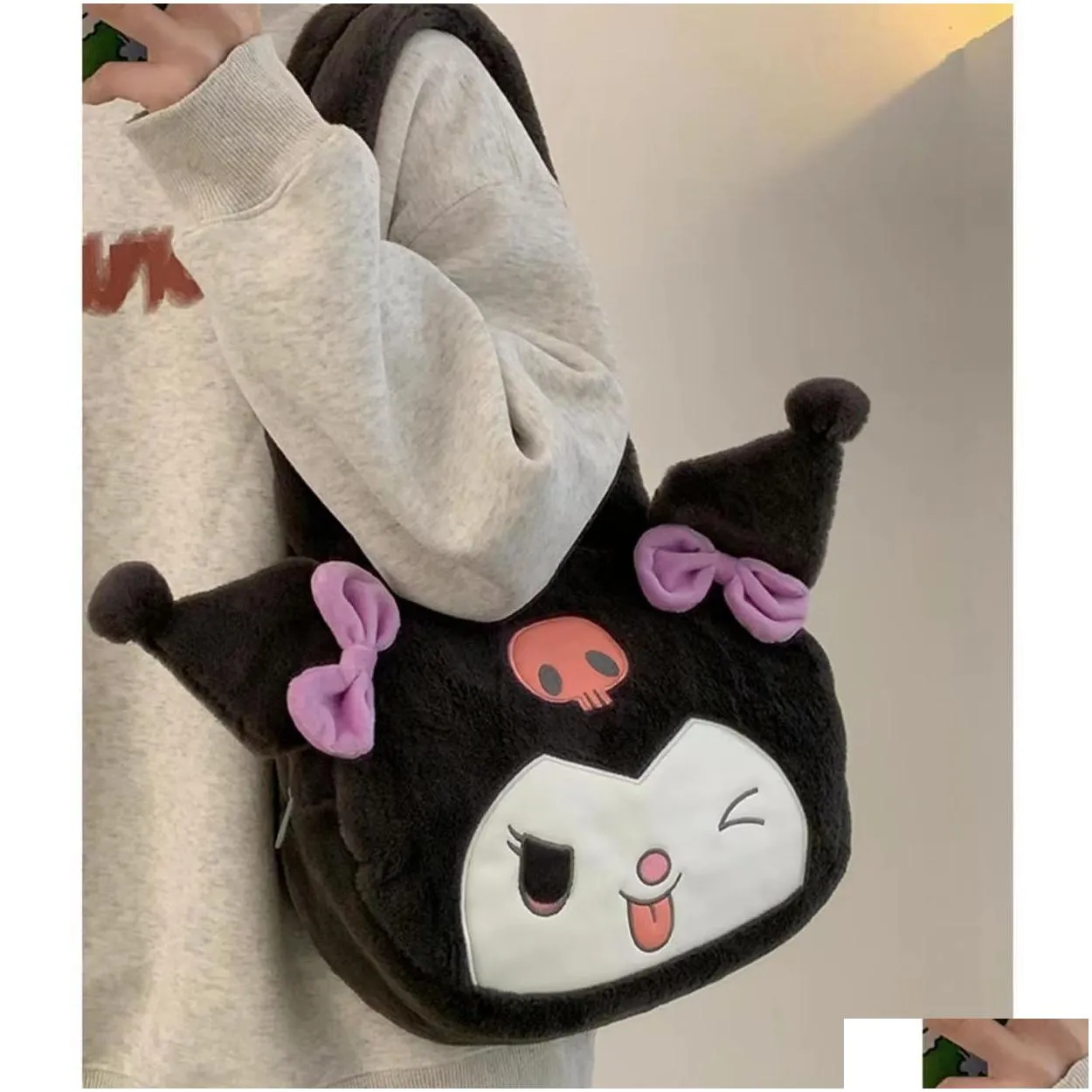 Kawaii Black Purple White Big Eye Plush Shoulder bag Girl Cute Soft Accessories Zipper Shoulder Bag Girls Birthday Gift Big Capacity