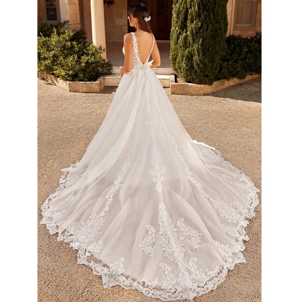 Backless Floral Wedding Dresses Exquisite A-line V Neck Bridal Gowns Applique Tulle Brides Gowns for Women Plus Size YD