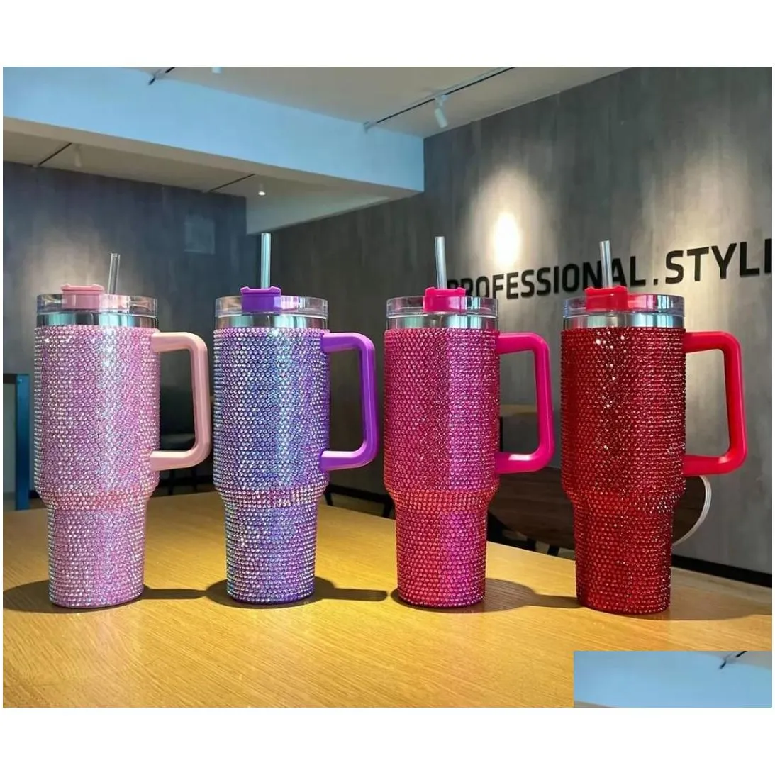 1pcs 40oz Bling Tumblers With Handle Lid and Straw Rhinestones Car Travel Mugs Holder Insulated Stainless Steel Double Wall Water Cups FY5717