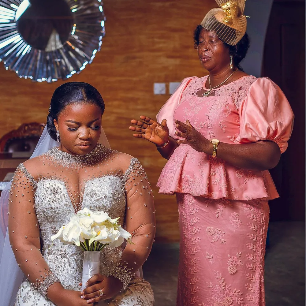 Luxury Wedding Dress for Bride Mermaid Sheer Neck Long Sleeves Satin Beaded Rehinestones Bridal Gowns for African Arabic Nigeria Black Women Girls Marriage D108