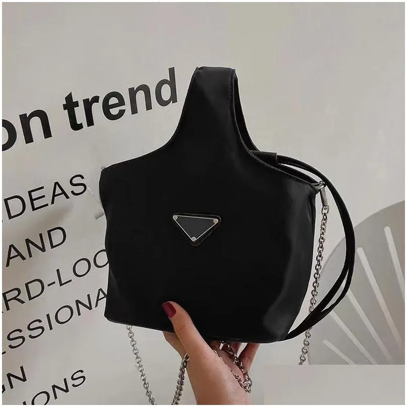 Fashion Luxury Mini Key Chain Bag Designer Lovely Change Wallet Handmade Leather Mens And Womens Purse Pendant Drop Delivery Dhurc