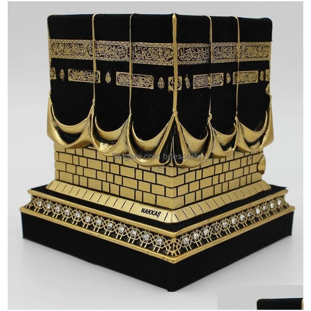 Arts And Crafts One Piece Kaaba Office Desktop Decoration Painted Character Scptures Decorative Resin Creative Holiday Decorations Liv Dhnvo
