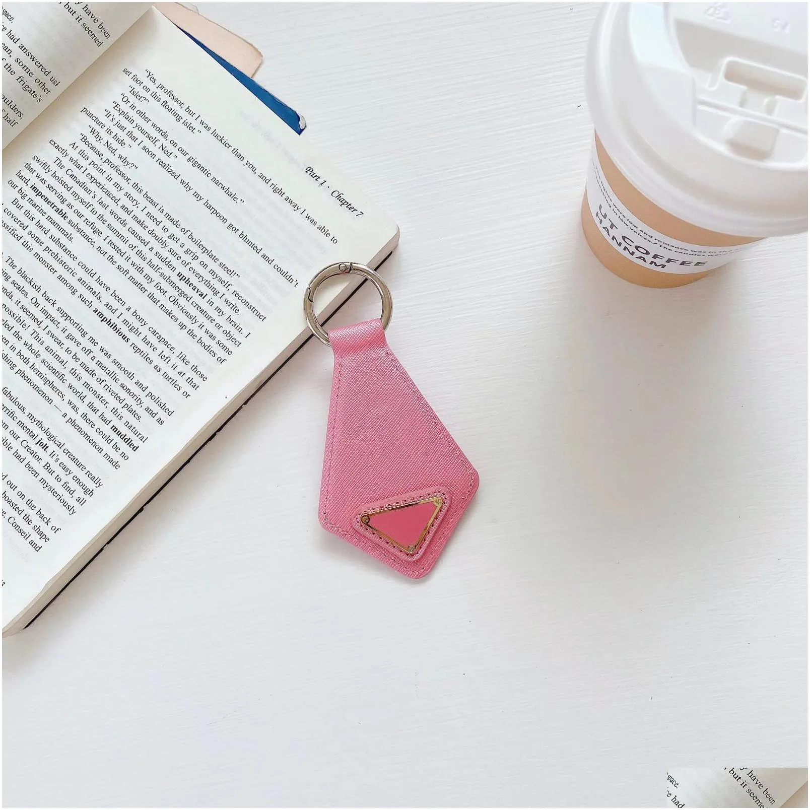 Fashion Luxury For Designer  Keychains Airtags Tracking Device Case Pu Leather Antilost Keychain Portable Hook Candy Color Prote Dhjac