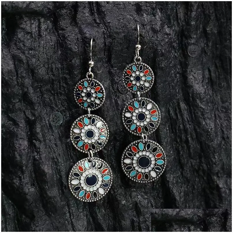 Stylish Hollow Alloy Earrings Vintage Colorf Rhinestone Flower Drop Delivery Dhjyl