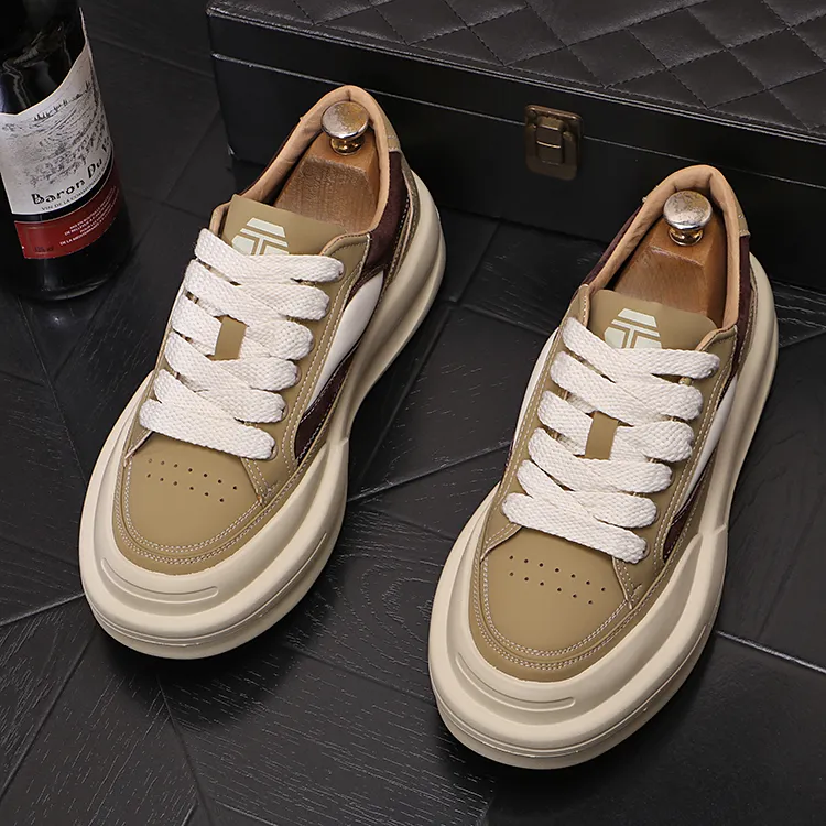 Fashionable Men's Casual Shoes Men's Sports Shoes 2023 New Summer Low-top Board Shoes White Breathable Platform Sneakers for Men