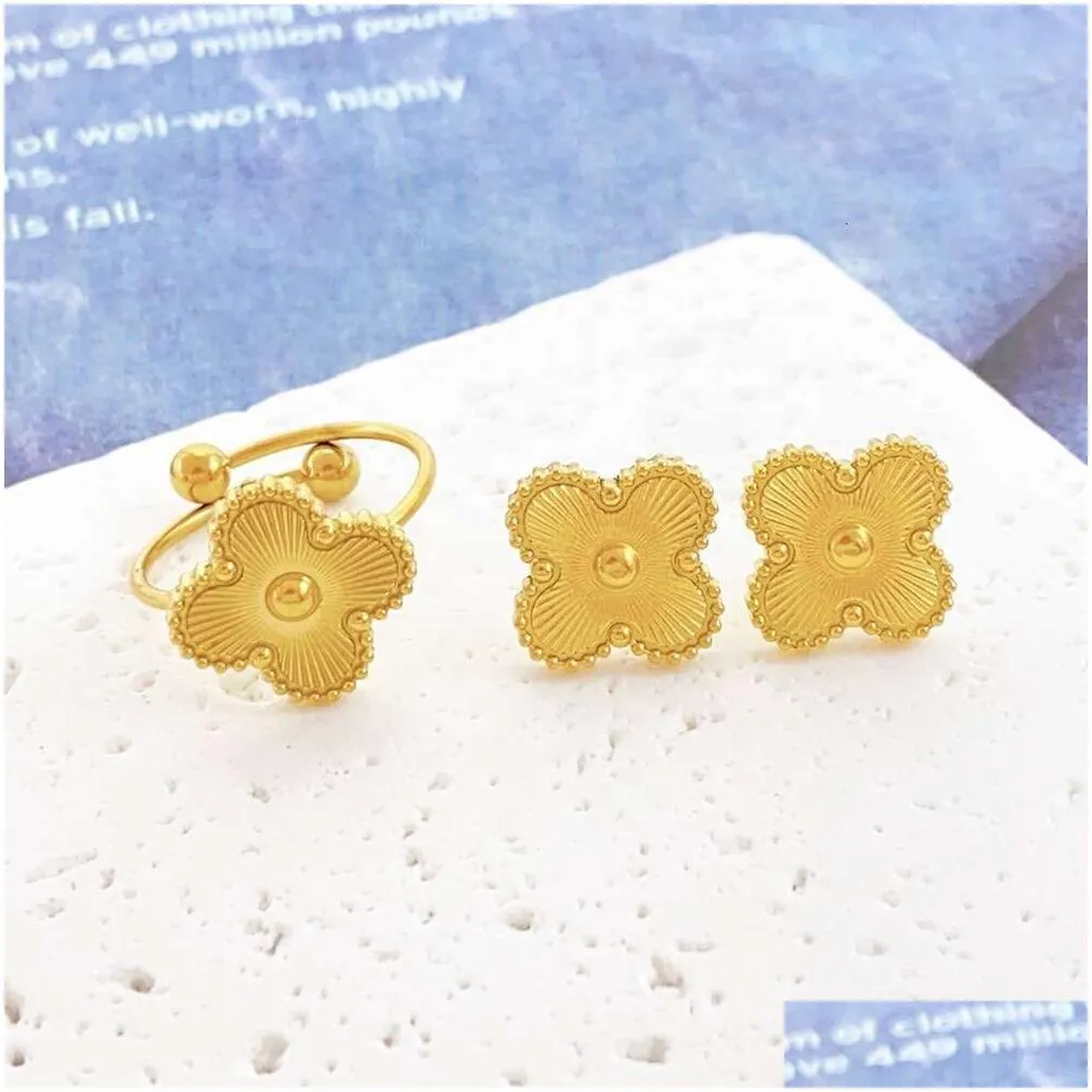 wholesale luxury women fashion jewelry 18k gold plated lucky double sided stainless steel four leaf clover jewelry set