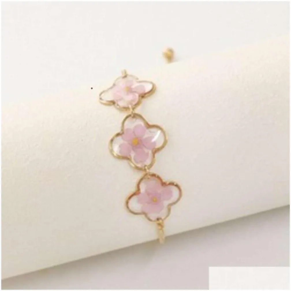 2023 arrivals four leaf clover resin bracelets gold stainless steel dried flower bracelets jewelry