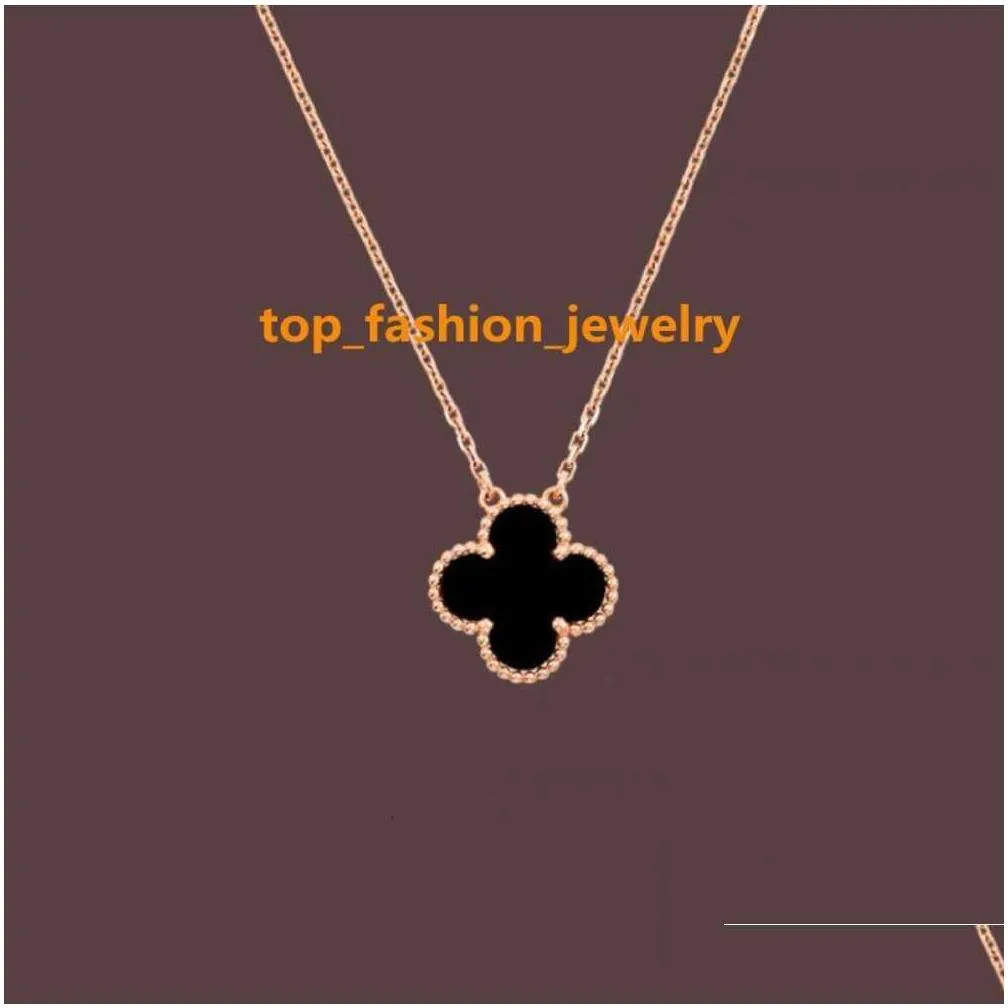 fashion pendant necklaces for women elegant 4/four leaf clover locket necklace highly quality choker chains designer jewelry 18k plated gold girls