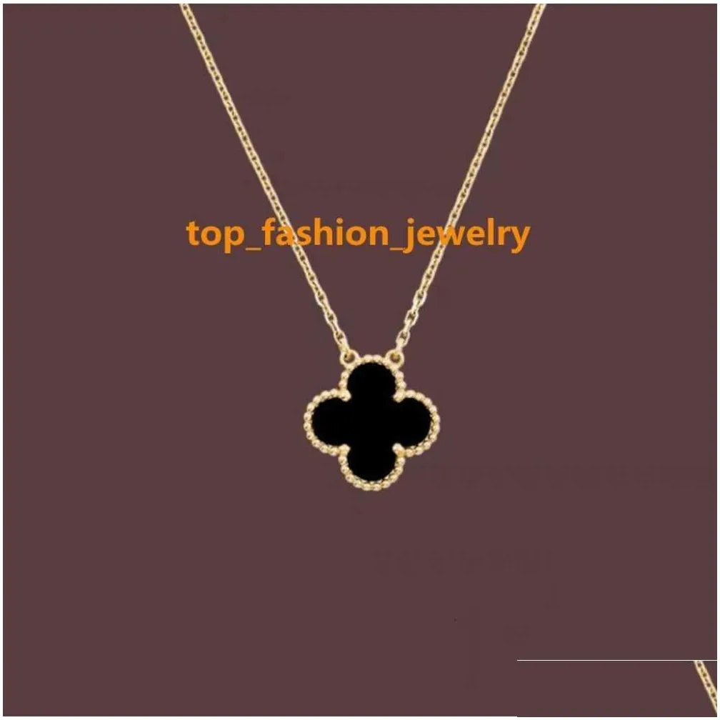 fashion pendant necklaces for women elegant 4/four leaf clover locket necklace highly quality choker chains designer jewelry 18k plated gold girls