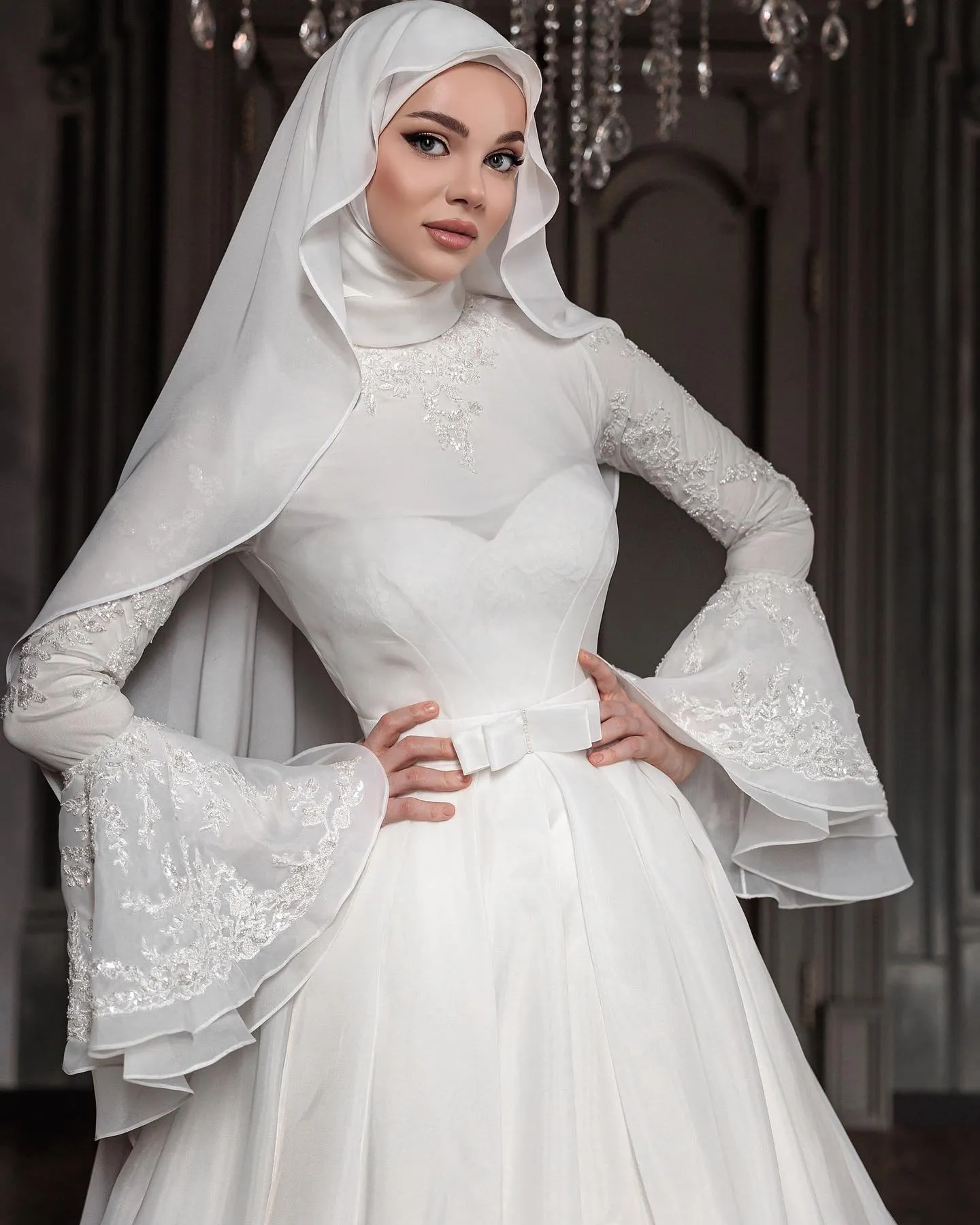 Muslim Lace Wedding Dresses High Collar Bridal Gowns Appliques Satin Long Sleeves A Line Bow Bride Dresses Custom Made