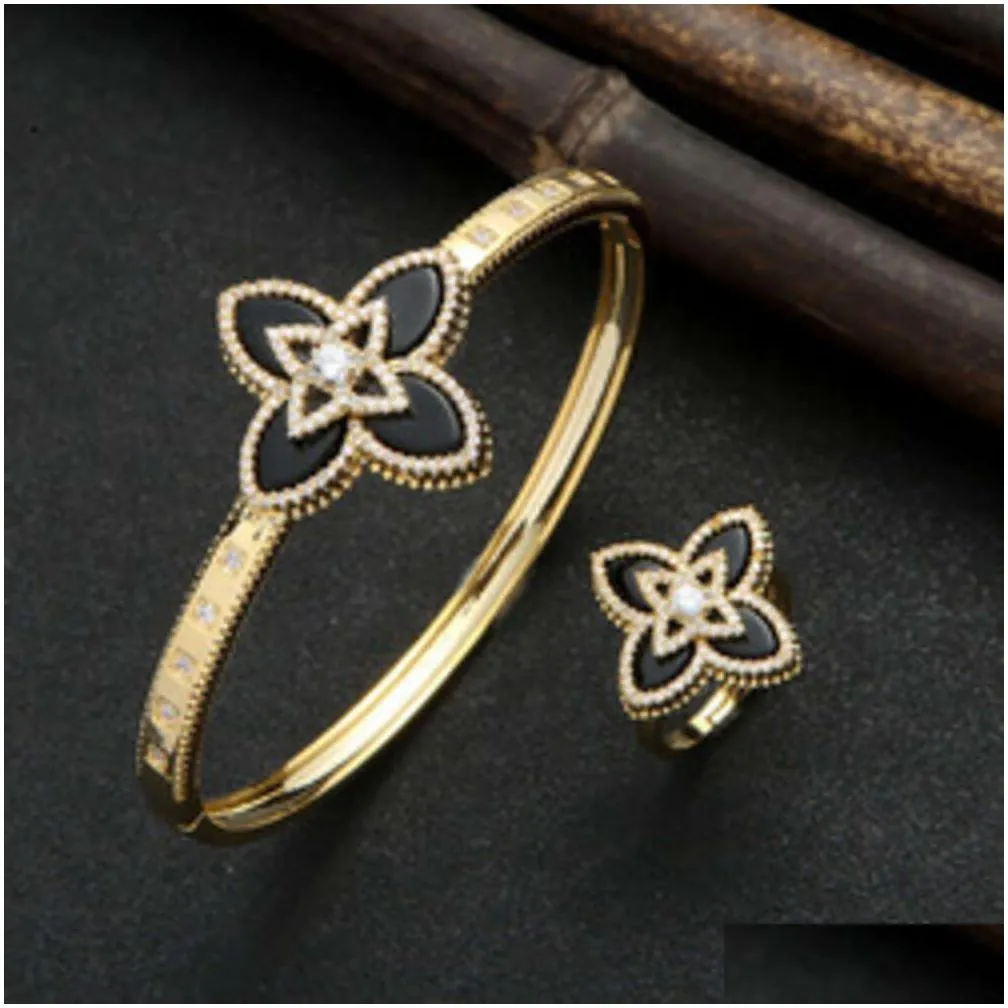 wholesale fashion jewelry set womens luxury italian clover flower cz zircon 18k gold plated jewellery set