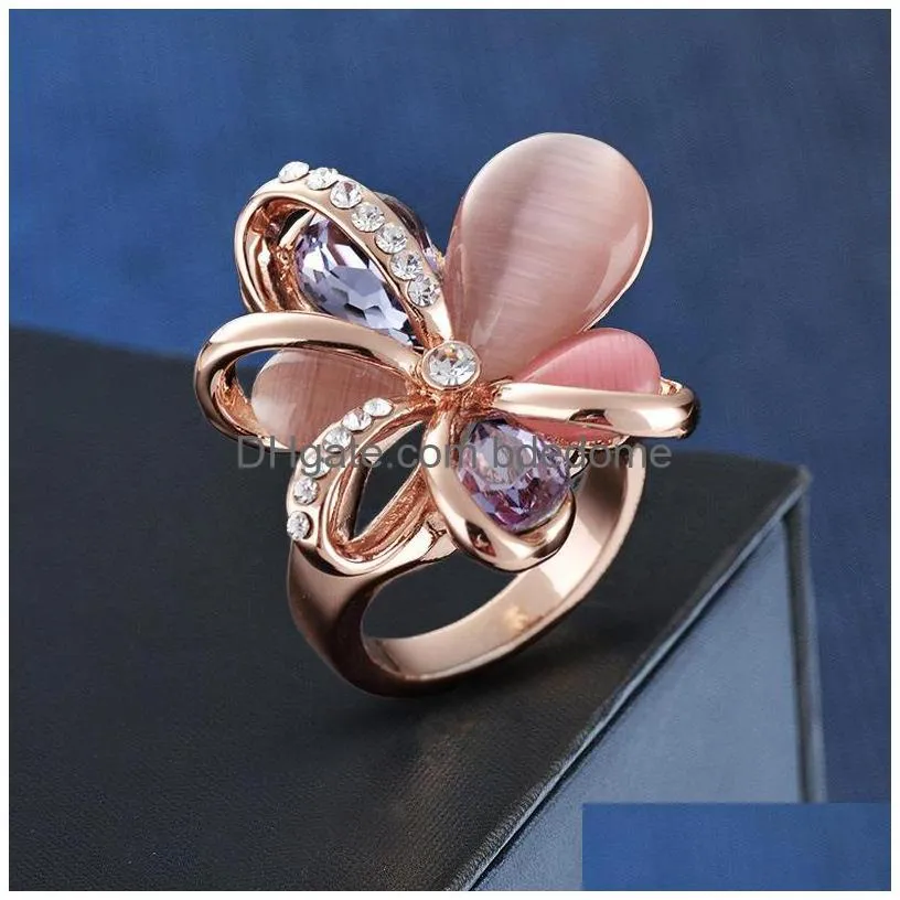 Cluster Rings European And American Style Fashion Jewelry Large Petal Opal Ring Crystal Inlaid With Mtiple Zircons High Quality Jewel Dh1Br