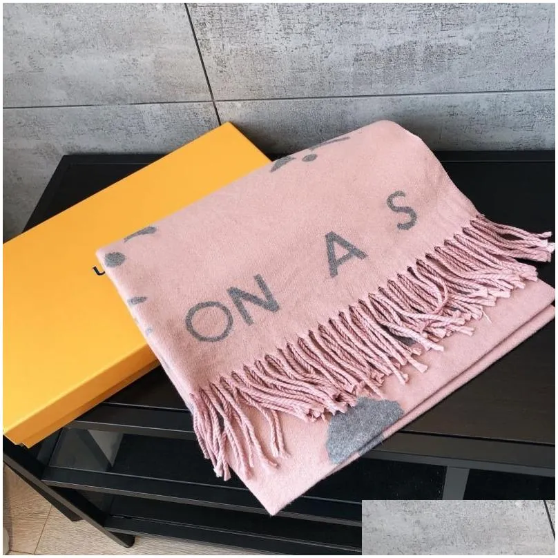 winter designer scarf luxury v scarves for women cashmere wool mens long shawl fashion classic letter cashmere scarves with box