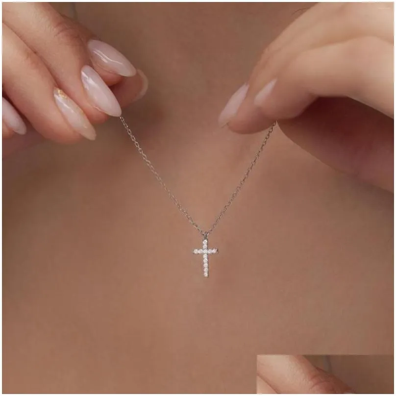 Pendant Necklaces Cubic Zirconia Cross Necklace18K Gold Plated Layering Jewelry Dainty For Women Relius Jewellery Gift Drop Delivery Dhzfl