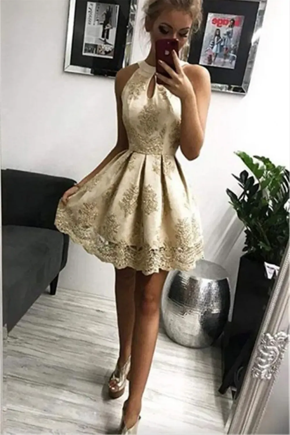 Champagne Gold Short Homecoming Dresses A Line Halter Neck Appliques Lace Short Party Dress Women Cocktail Prom Evening Gowns