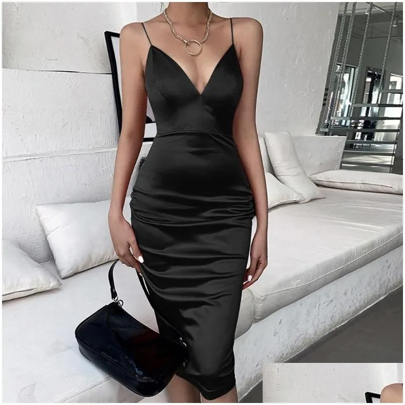 Basic & Casual Dresses Casual Dresses 2022 Off Shoder Y Dress Women Bodycon Summer Satin Slip Strappy Backless V Neck Party Vestidos Dhkvr