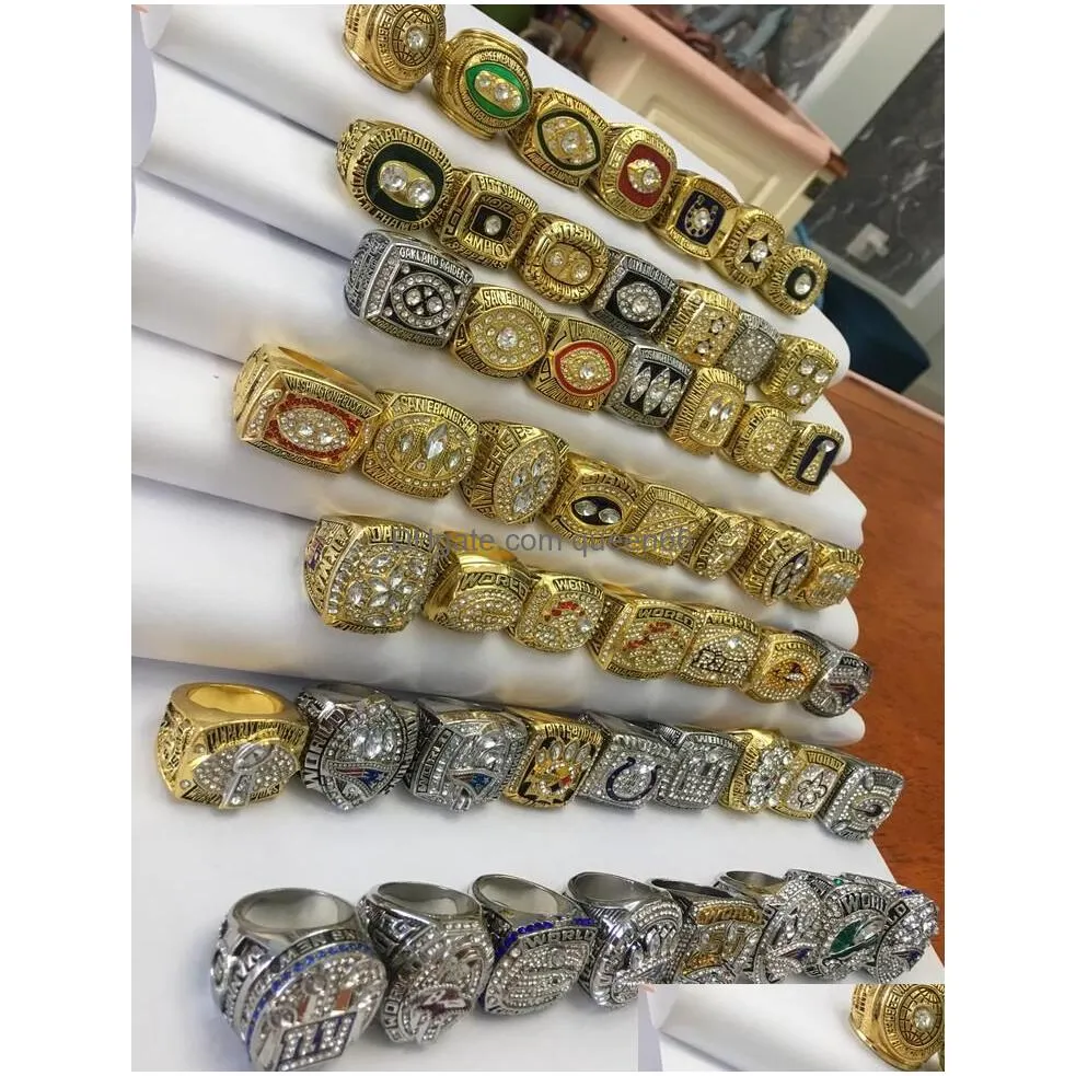 Cluster Rings 55Pcs 1966 To American Football Team Champions Championship Ring Set With Wooden Display Box Souvenir Men Fan Gift Whol Dhukl