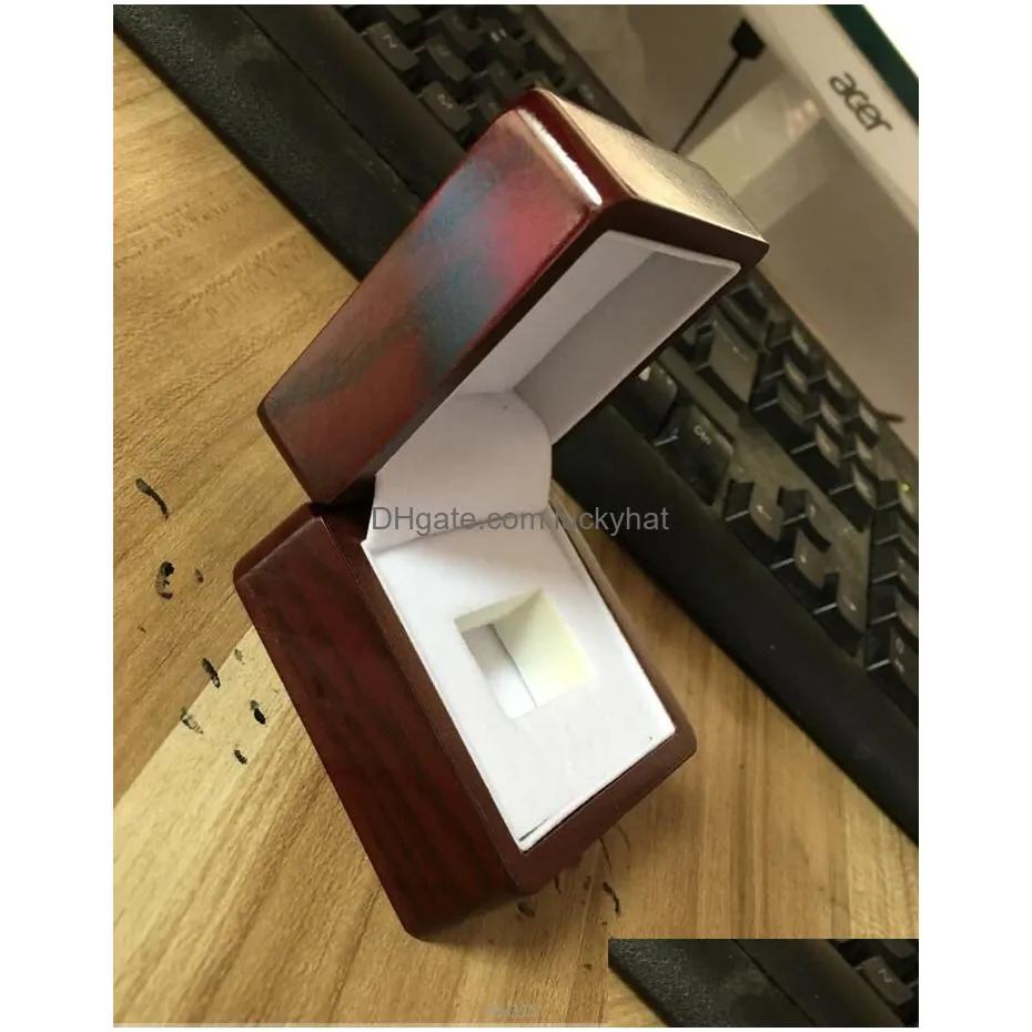 Cluster Rings Texas 2011 Longhorn S Championship Ring With Wooden Display Box Souvenir Men Fan Gift Wholesale Drop Drop Delivery Jewe Dhe98