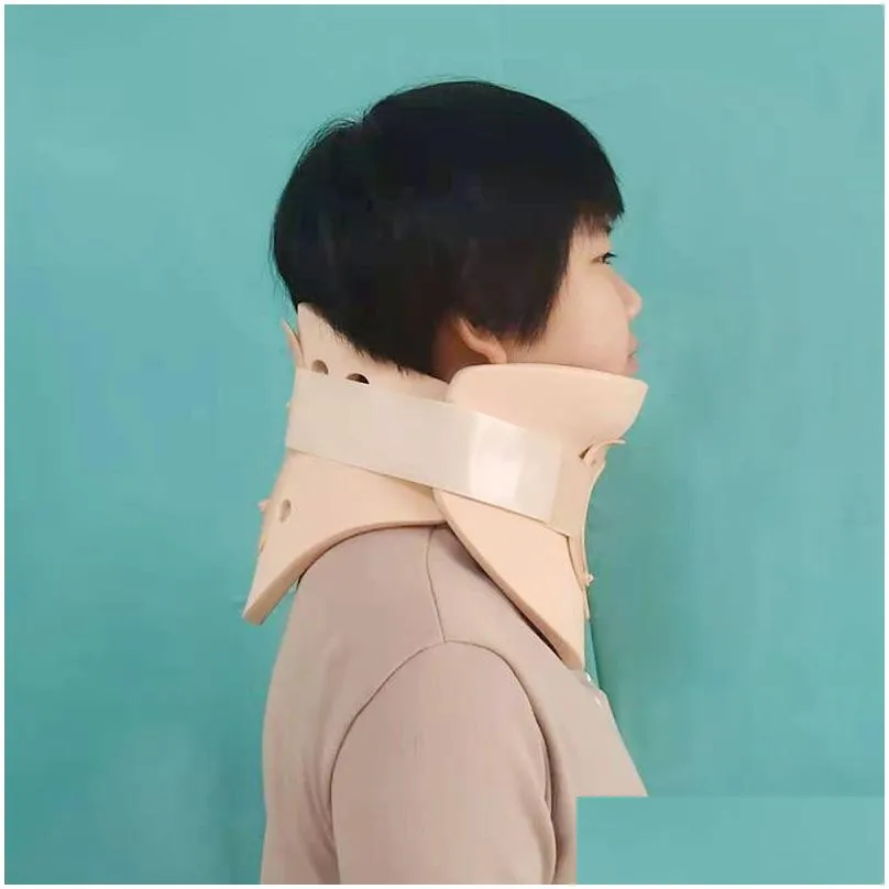 splitting neck brace for adult neck collar correction brace positioning for neck protection