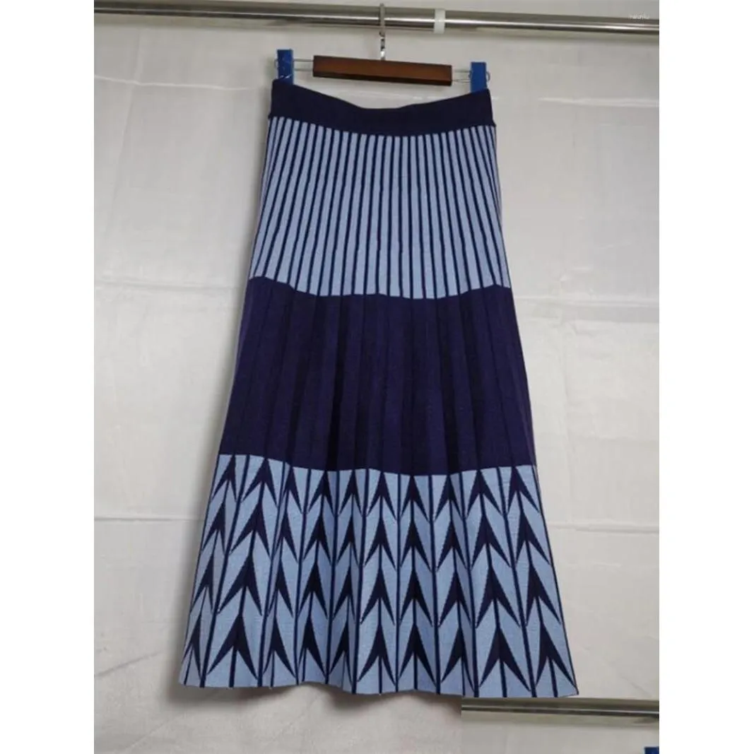 skirts 2023 autumn winter women high waist slim long skirt quality fashion contrast color geometric stripes knitted