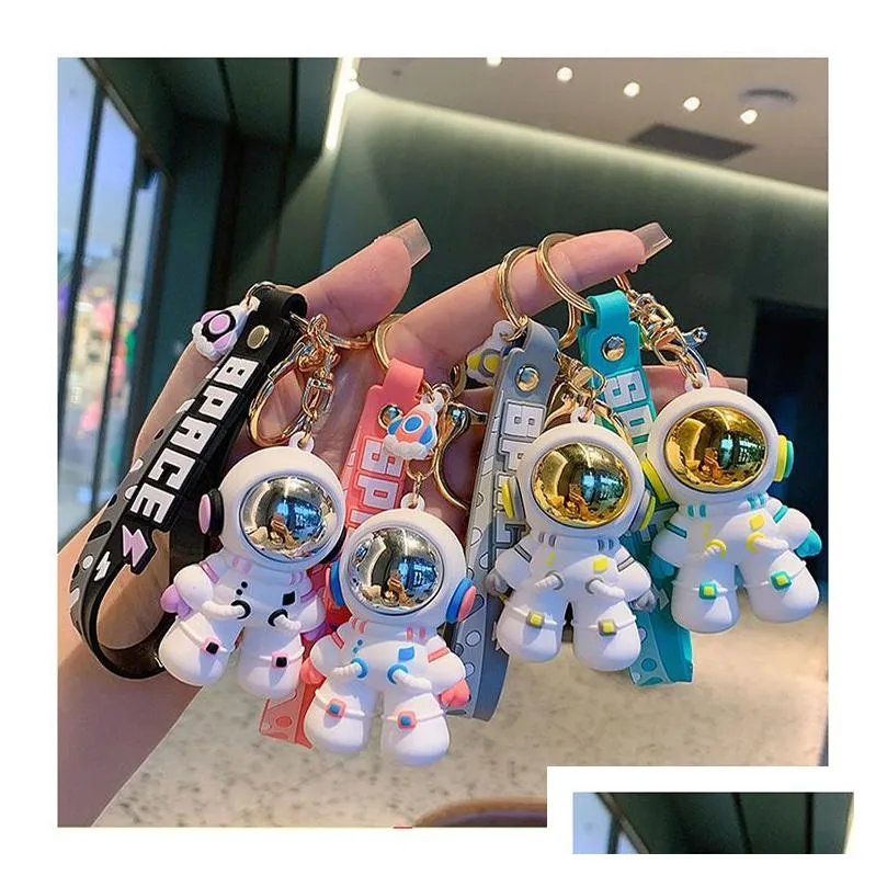 party favor astronaut key chain cute cartoon doll male and female couple bag soft car pendant doll machine gift