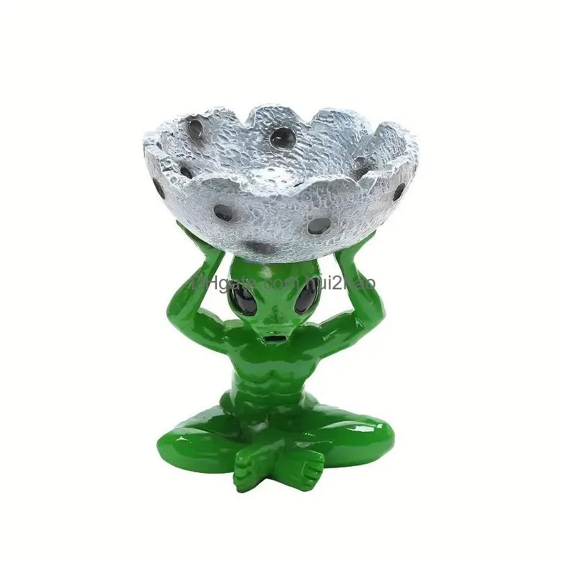 ashtray resin exquisite alien style personalized creative alien cigarette accessories appliance wholesale