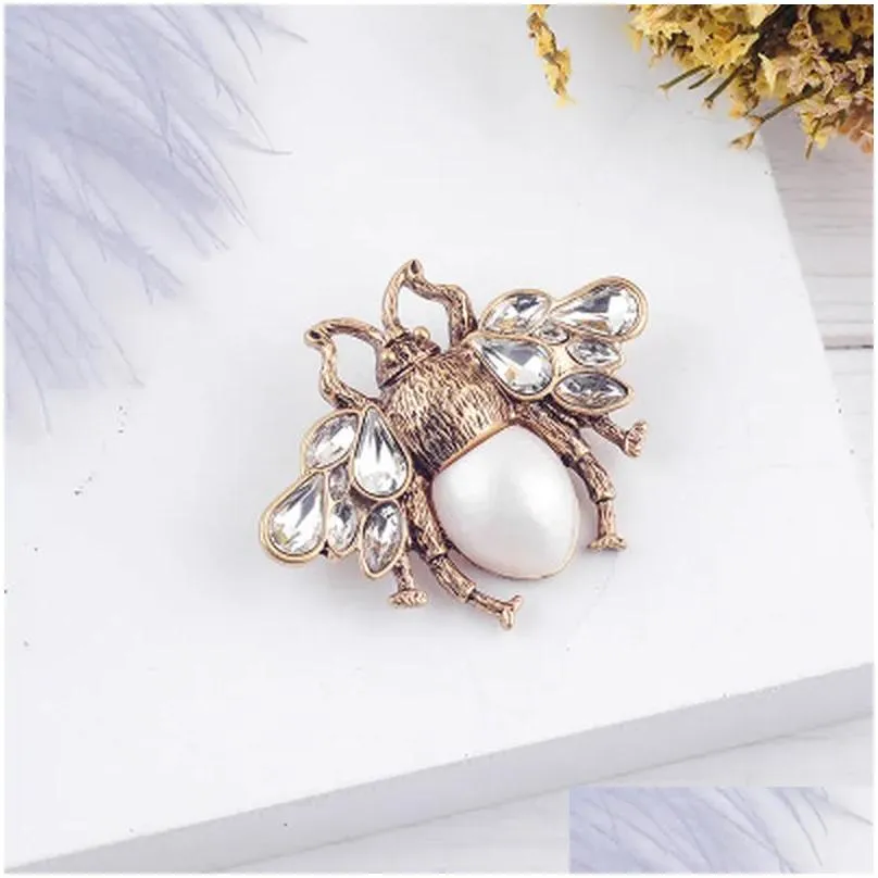 brooches bohemia tendency bee brooch fashion imitation pearls glass insect for women jewelry