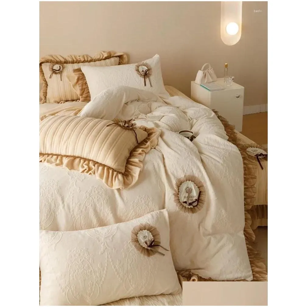 bedding sets autumn and winter princess style thickened warm milk fiber bed cover set (4 pcs.) double quilted duvet bedspread