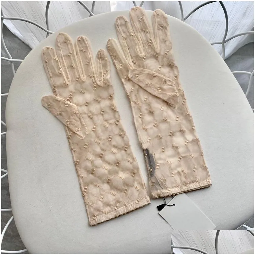 Five Fingers Gloves Chic Letter Embroidery Lace Gloves Sunsn Drive Mittens Women Long Mesh Glove With Gift Box Drop Delivery Fashion A Dhqn2