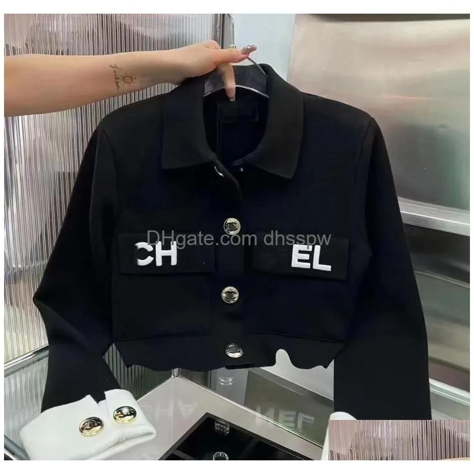 2023ss designer womens jackets top quality lapel polo fashion chest pocket slim fit white embroidery printed metal buckle knitted long-sleeved cardigan
