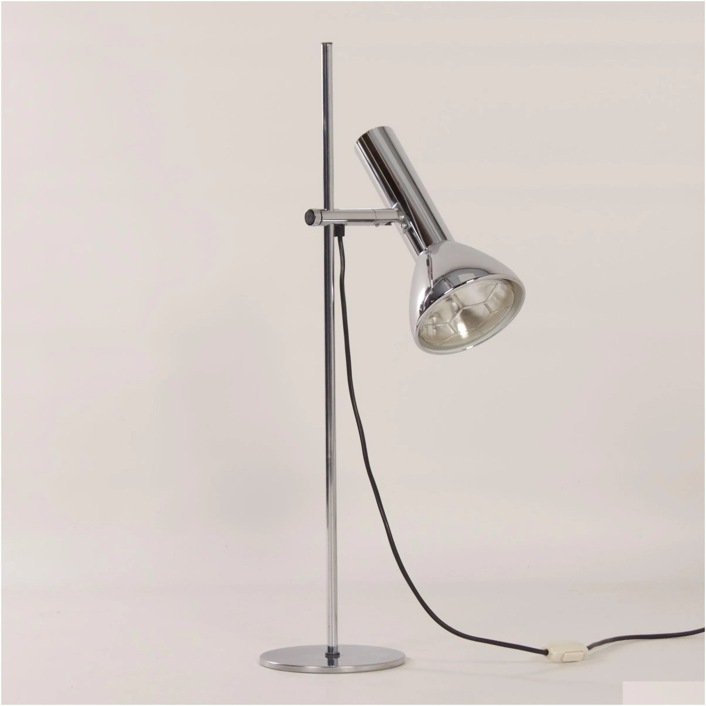 Desk Lamps Chrome Table Lamp By Hustadt Leuchten Drop Delivery Lights Lighting Lamps Shades Ot9E5