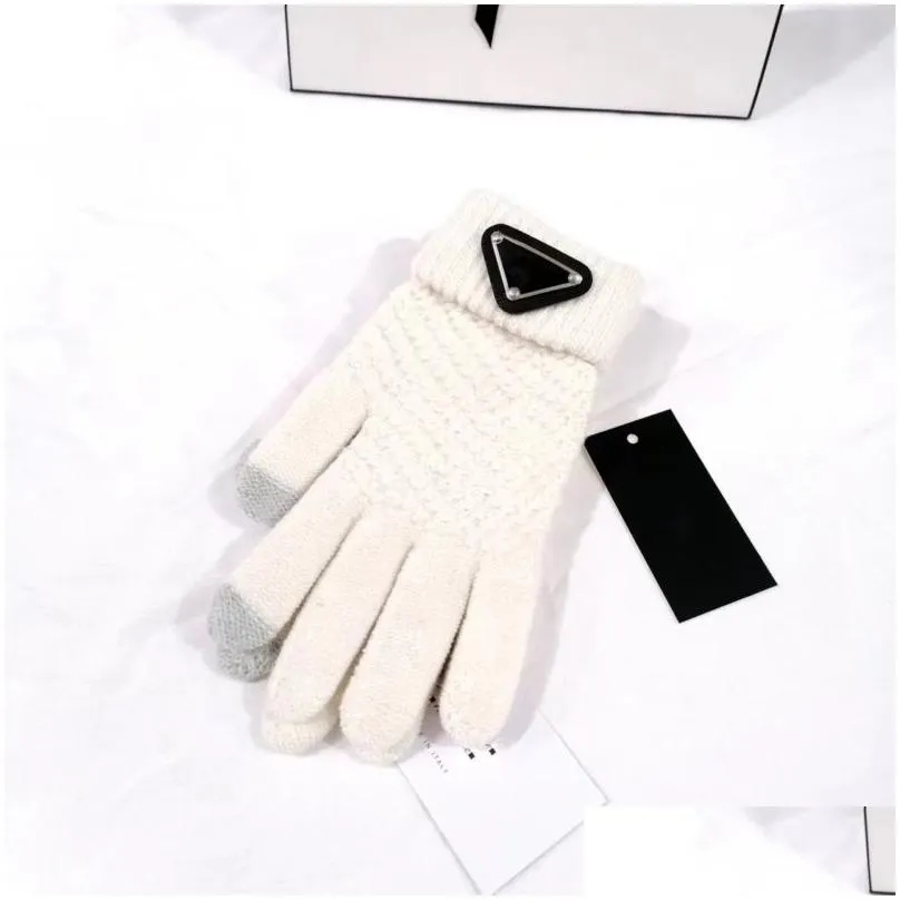 Five Fingers Gloves Brand Knitted Gloves Luxury Designer Women Solid Jacquard Warm Fingers Winter Glove 4 Colors Wholesale 60G Drop De Dhxud