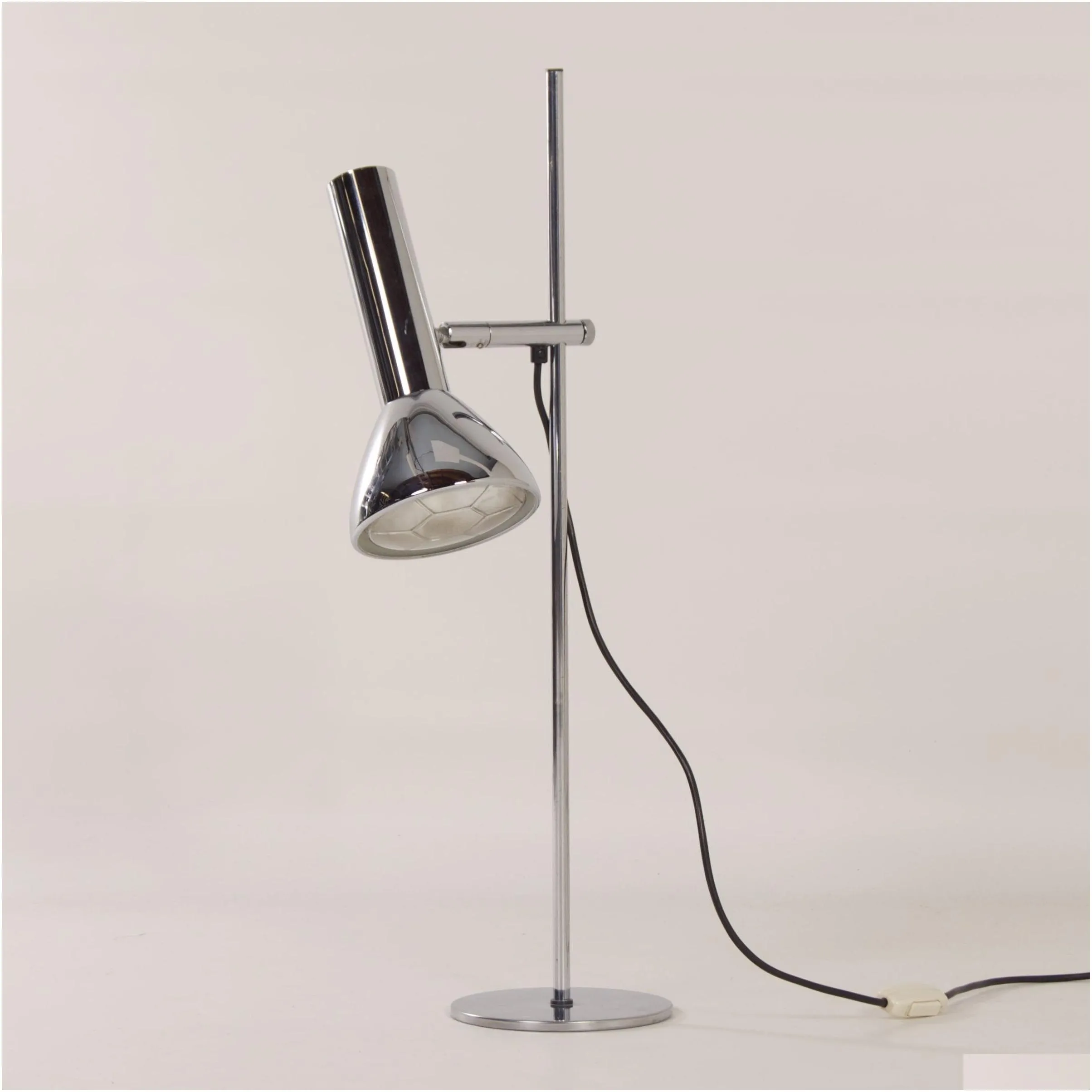 Desk Lamps Chrome Table Lamp By Hustadt Leuchten Drop Delivery Lights Lighting Lamps Shades Ot9E5