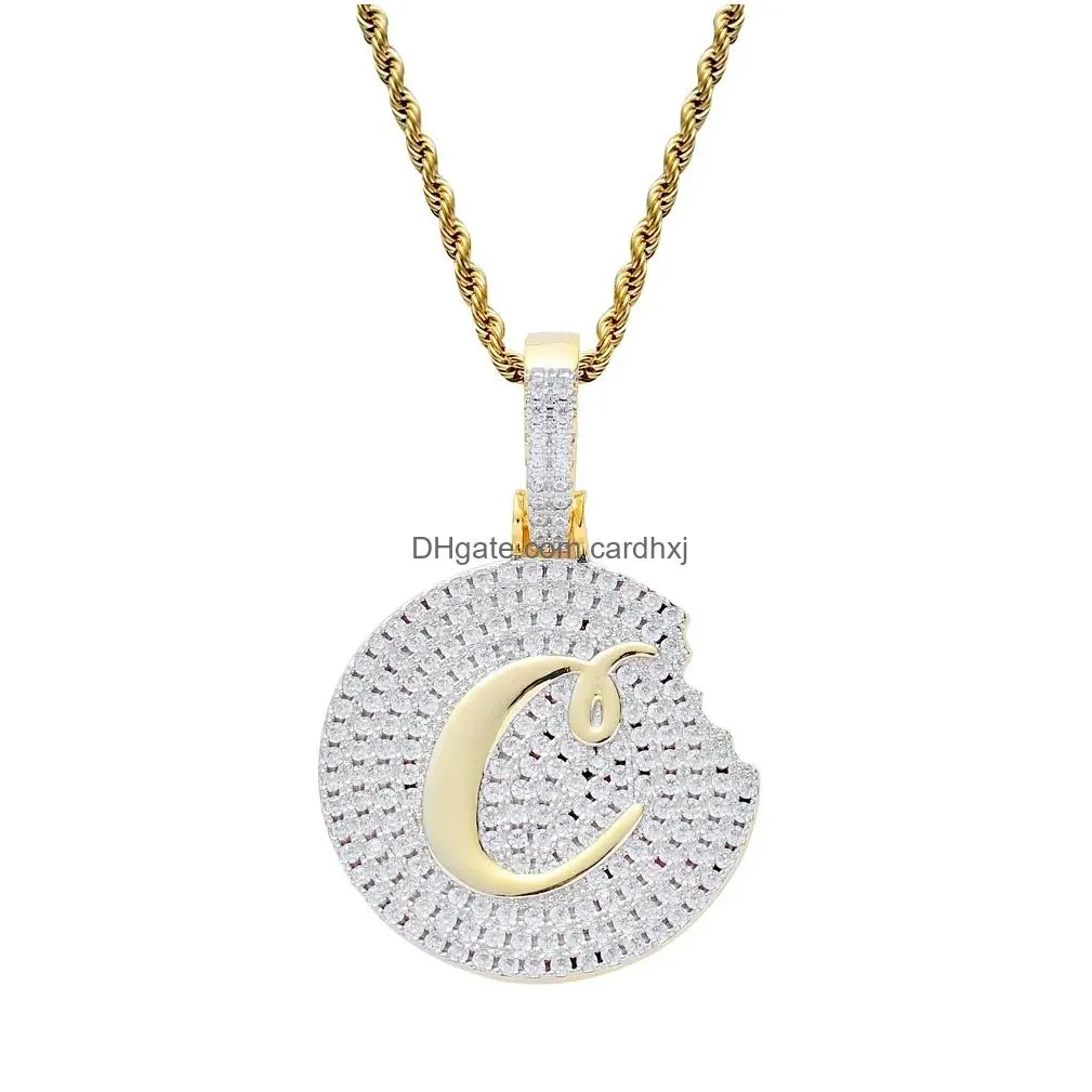 Pendant Necklaces Fashion- Cookie Diamonds Pendant Necklaces For Men Women Luxury Crystal Cooky Pendants 18K Gold Palted Copper Zircon Dhwaj