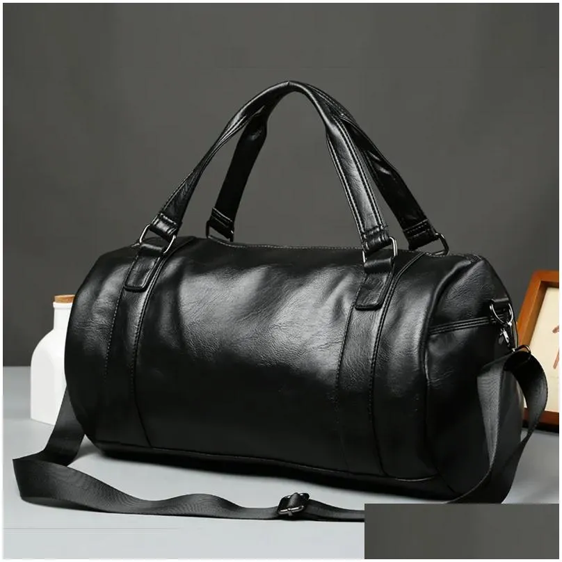 Outdoor Bags Top Quality Men Classic Soft Pu Sports Gym Bags Cylindrical Training Bag Shoder Outdoor Travel Handbag Drop Delivery Spor Dh43B