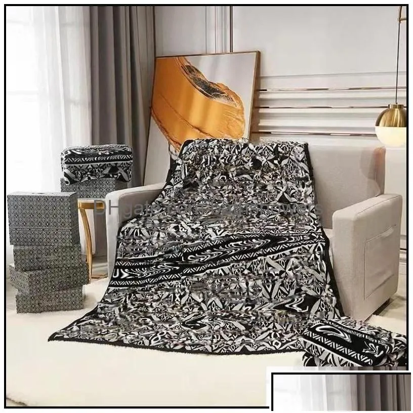 blankets 9 colors designer blanket printed old flower classic design delicate air conditioning travel bath towel soft winter fleece