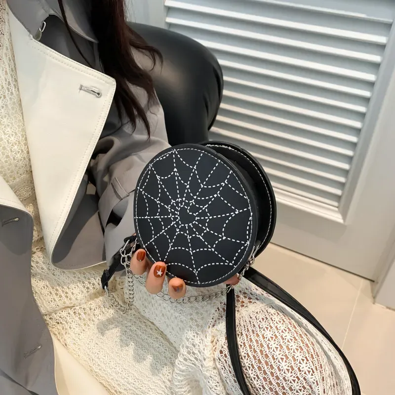 Ladys Popular Fashion Trends Cobweb Small Round chains Shoulder ag Women`s Winter Leisure Chain One Shoulder Cross body Designer Bag Wallets