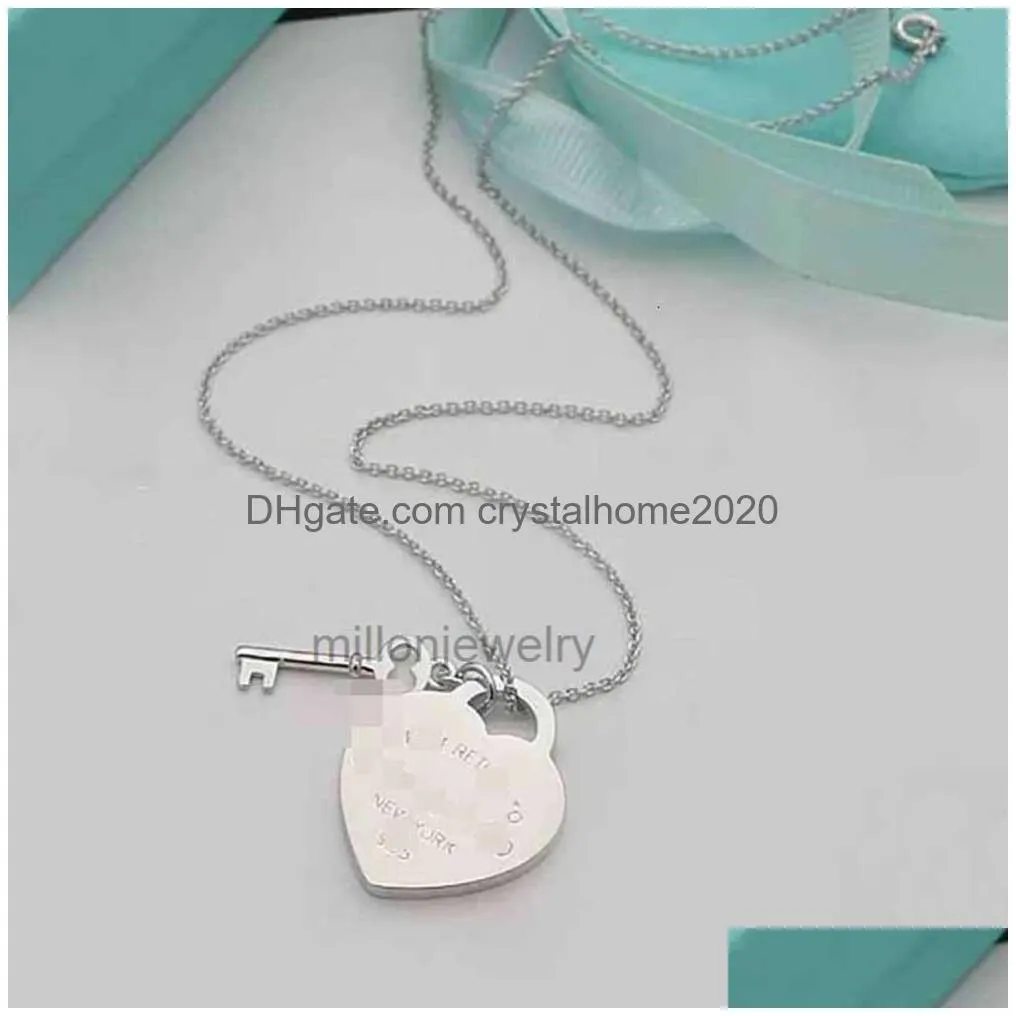 Anydesigner Jewelry Necklace T Family Classic Love Brand Key Heart Shaped Pendant S925 Sier High Edition Minimalist Design O-Bone Dro Dhzf5