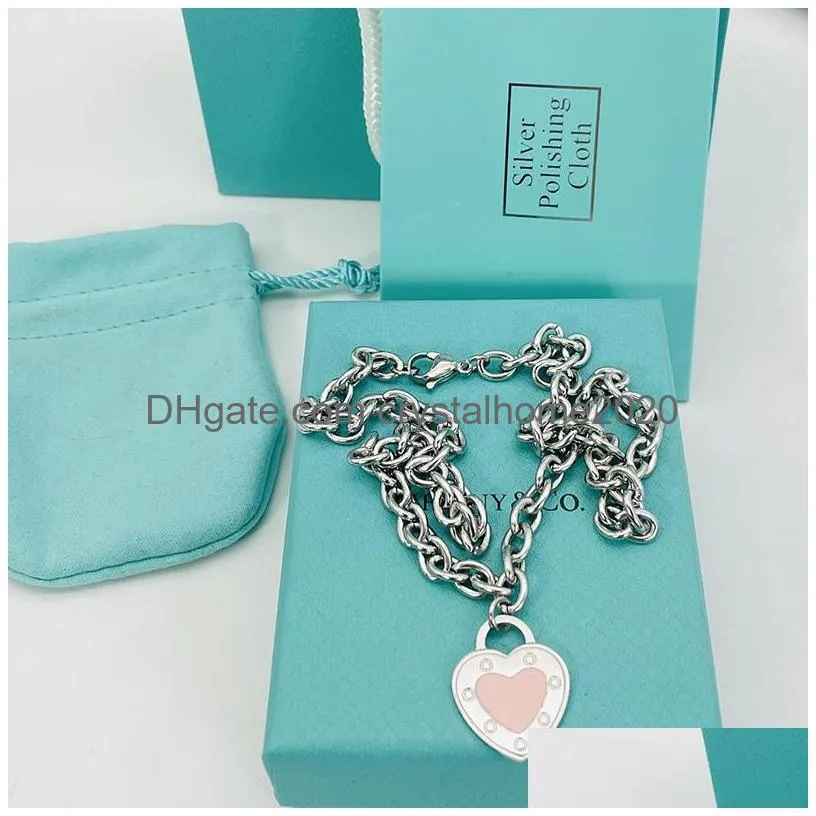 luxury designer 19mm blue heart necklace womens packaging stainless steel fashion pendant jewelry gift girlfriend wholesale